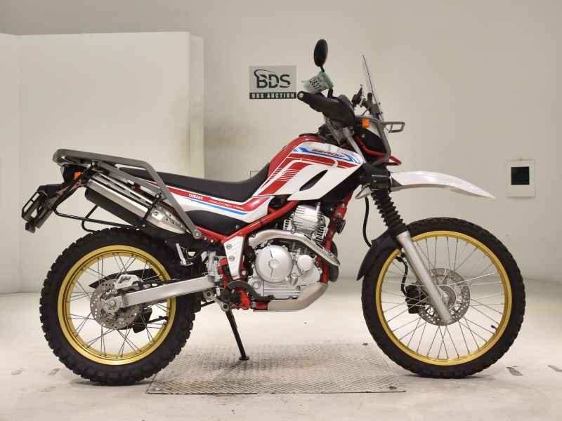 Yamaha XT250 Serow 2020
