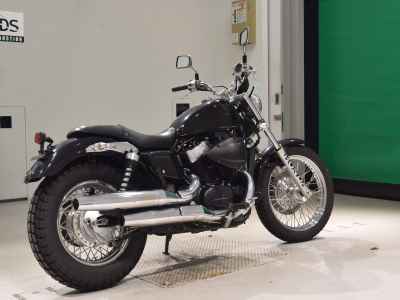 Honda VT400S 2011