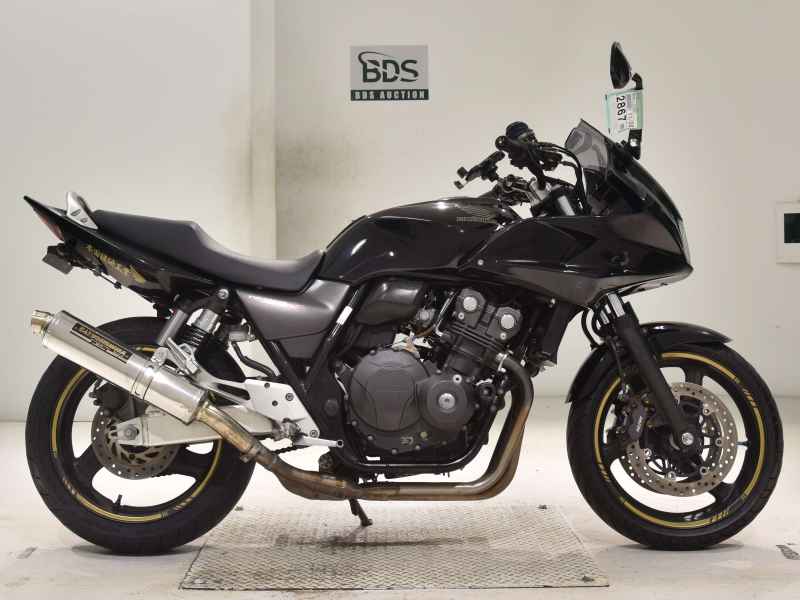 Honda CB400 Super Boldor 2010
