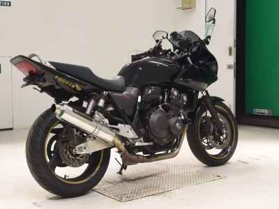 Honda CB400 Super Boldor 2010