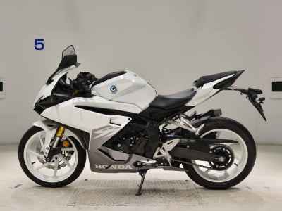 Honda CBR250RR 2023