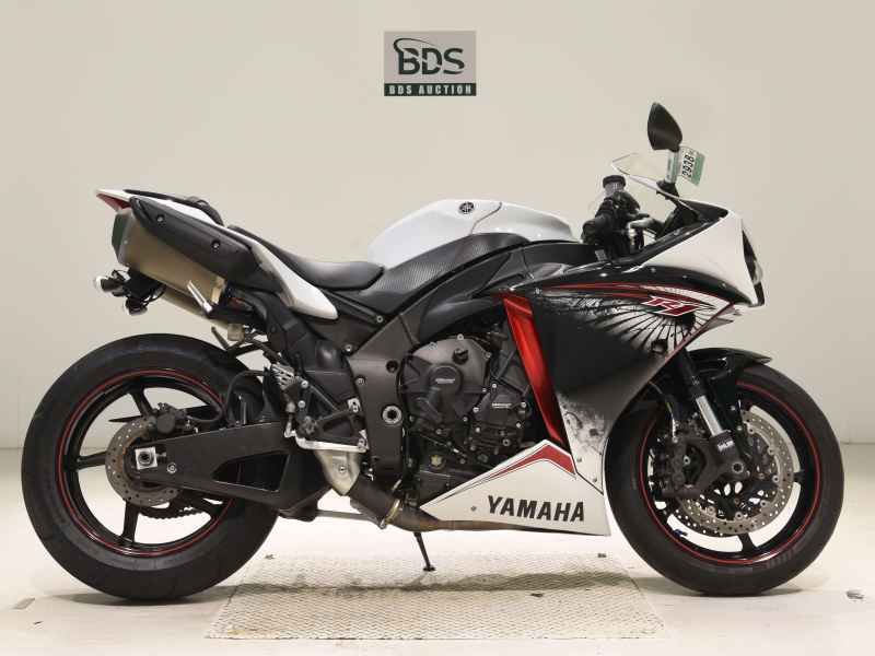 Yamaha YZF-R1 2015