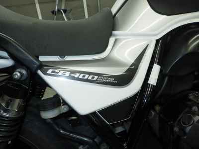 Honda CB400 Super Boldor 2010