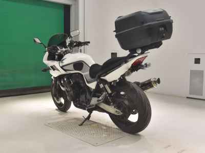 Honda CB400 Super Boldor 2010