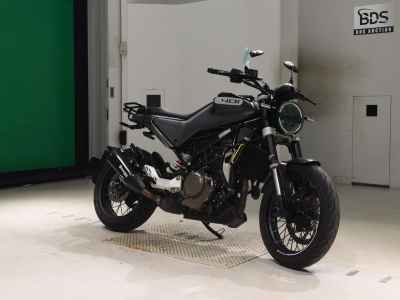 Husqvarna Svartpilen 401 2020