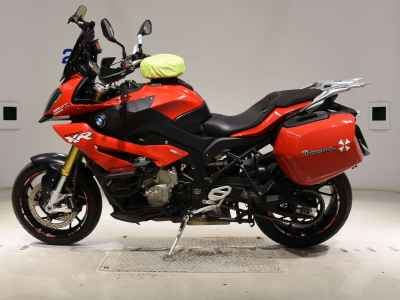BMW S1000XR 2016