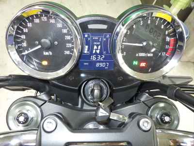 Kawasaki Z900RS 2024