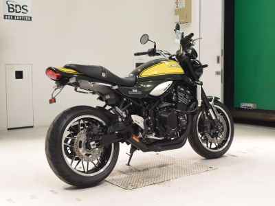 Kawasaki Z900RS 2024