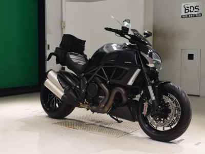 Ducati Diavel 2012