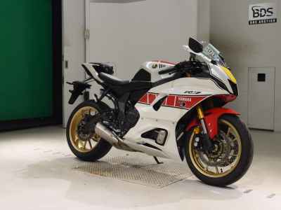 Yamaha YZF-R7 2022