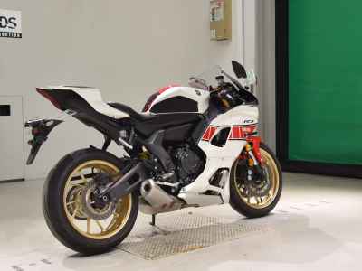 Yamaha YZF-R7 2022