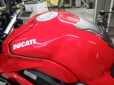 Ducati Streetfighter V4S 2021