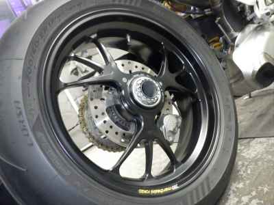 Ducati Streetfighter V4S 2021