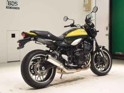 Kawasaki Z900RS 2024