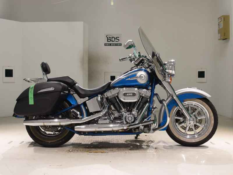 Harley-Davidson Deluxe FLSTNSE1800 CVO 2015
