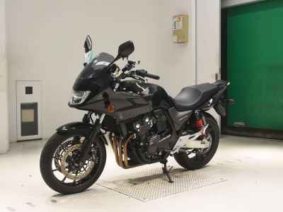 Honda CB400 Super Boldor 2022