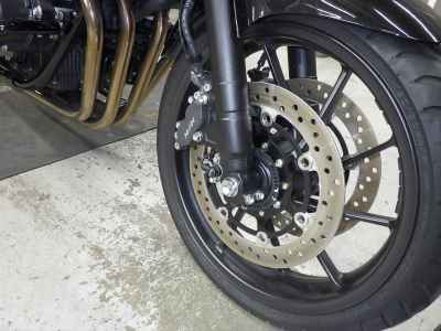 Honda CB400 Super Boldor 2022