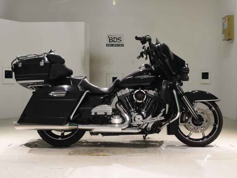 Harley-Davidson Street Glide FLHX1690 2013