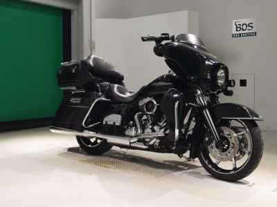 Harley-Davidson Street Glide FLHX1690 2013