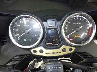 Honda CB400 Super Boldor 2014