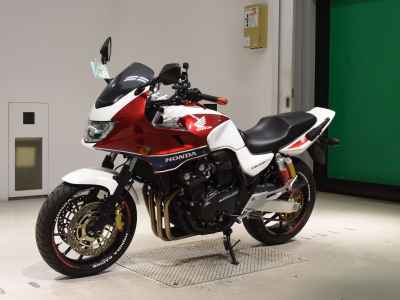 Honda CB400 Super Boldor 2014