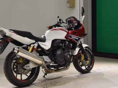 Honda CB400 Super Boldor 2014