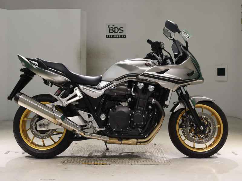 Honda CB1300 Super Boldor 2021