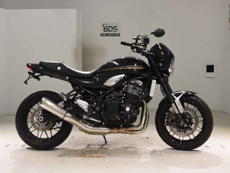 Kawasaki Z900RS 2018