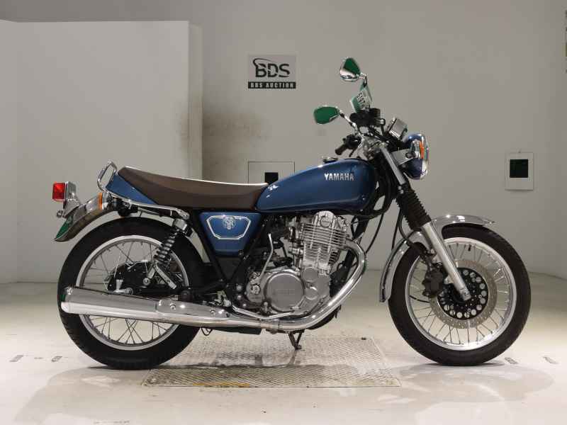 Yamaha SR400 2020