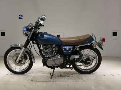 Yamaha SR400 2020