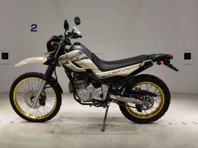 Yamaha XT250 Serow 2017