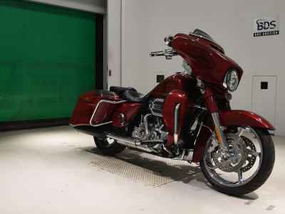 Harley-Davidson Street Glide FLHXSE1800 2016