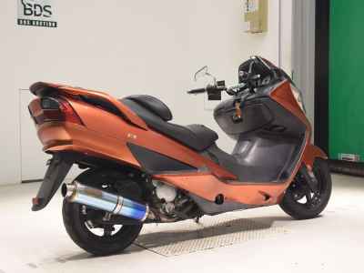 Suzuki Skywave 250S