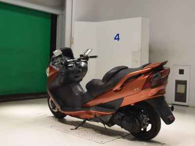 Suzuki Skywave 250S