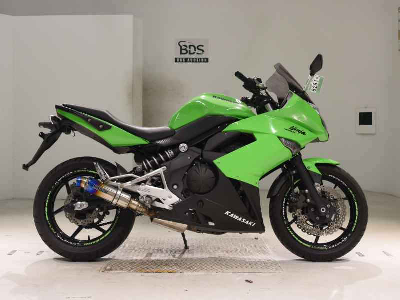 Kawasaki Ninja 400R 2011