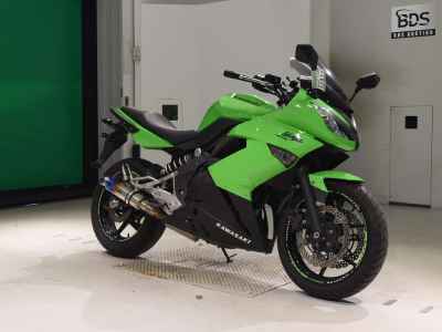 Kawasaki Ninja 400R 2011