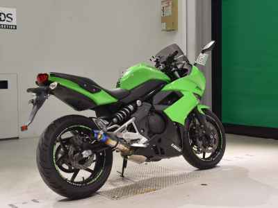 Kawasaki Ninja 400R 2011