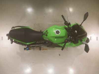 Kawasaki Ninja 400R 2011