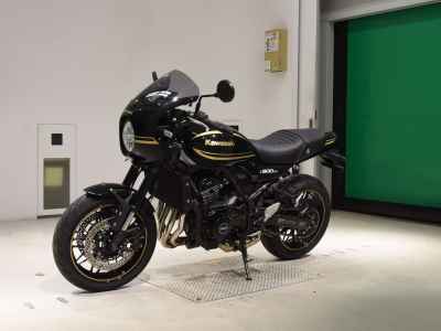 Kawasaki Z900RS 2023