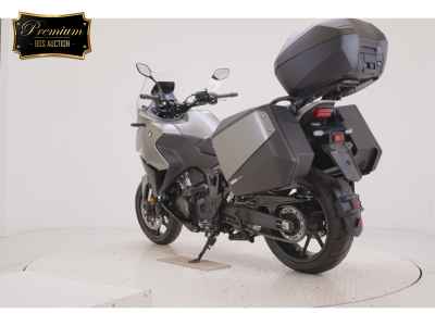 Honda NT1100 2024