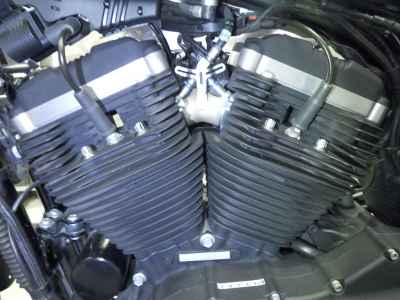 Harley-Davidson Sportster Iron XL883N 2014