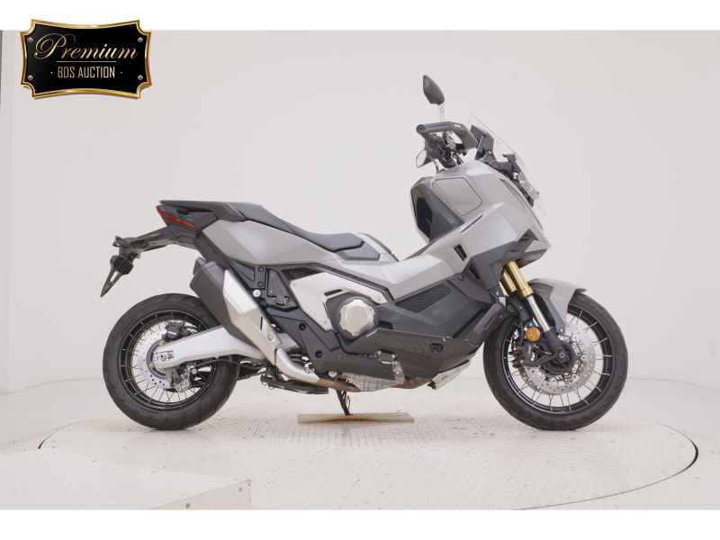 Honda X-Adv 750 2025
