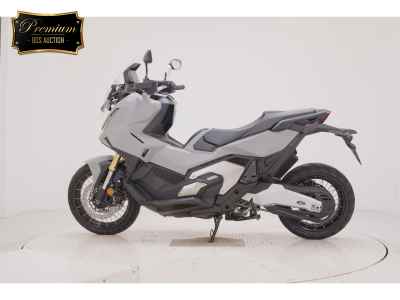 Honda X-Adv 750 2025