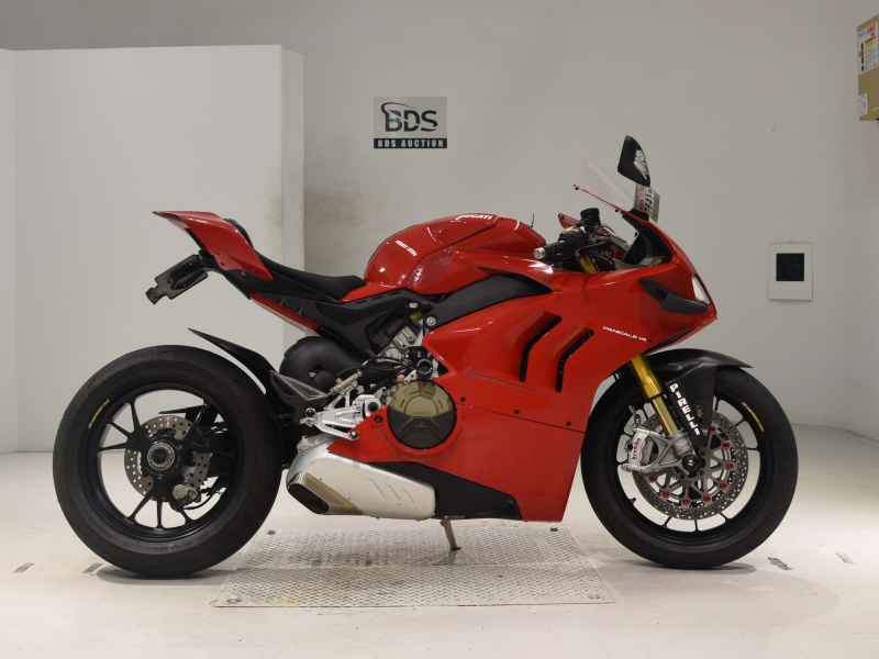 Ducati Panigale V4S 2021