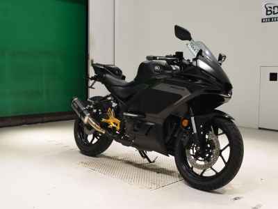 Yamaha YZF-R25 2025