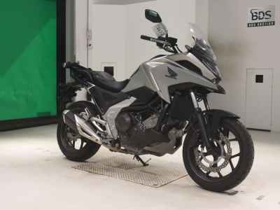 Honda NC750X 2023