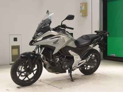 Honda NC750X 2023