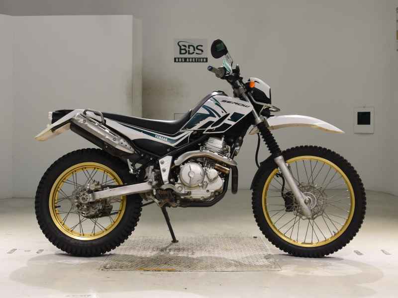 Yamaha XT250 Serow 2016