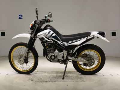 Yamaha XT250 Serow 2016
