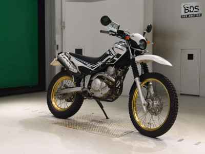 Yamaha XT250 Serow 2016